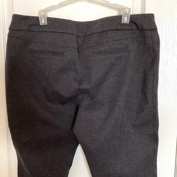 Reitmans Women's Gray Leggings Size Plus 18 Gray Pull-On Narrow Leg Casual Comfy - Picture 4 of 6